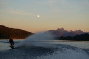 Waterskiing